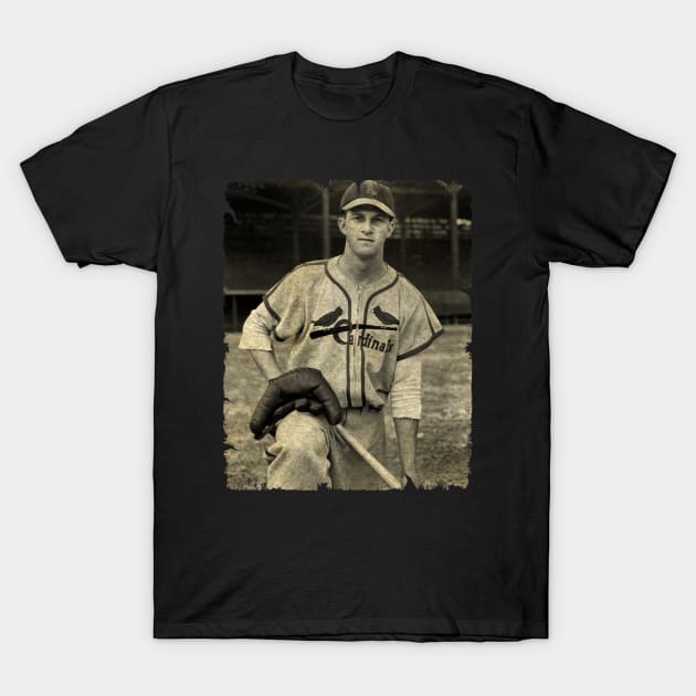 Stan Musial - 20 for 47 With a. 426 Avg, 1941 T-Shirt by PESTA PORA